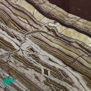 Saturn Traonyx